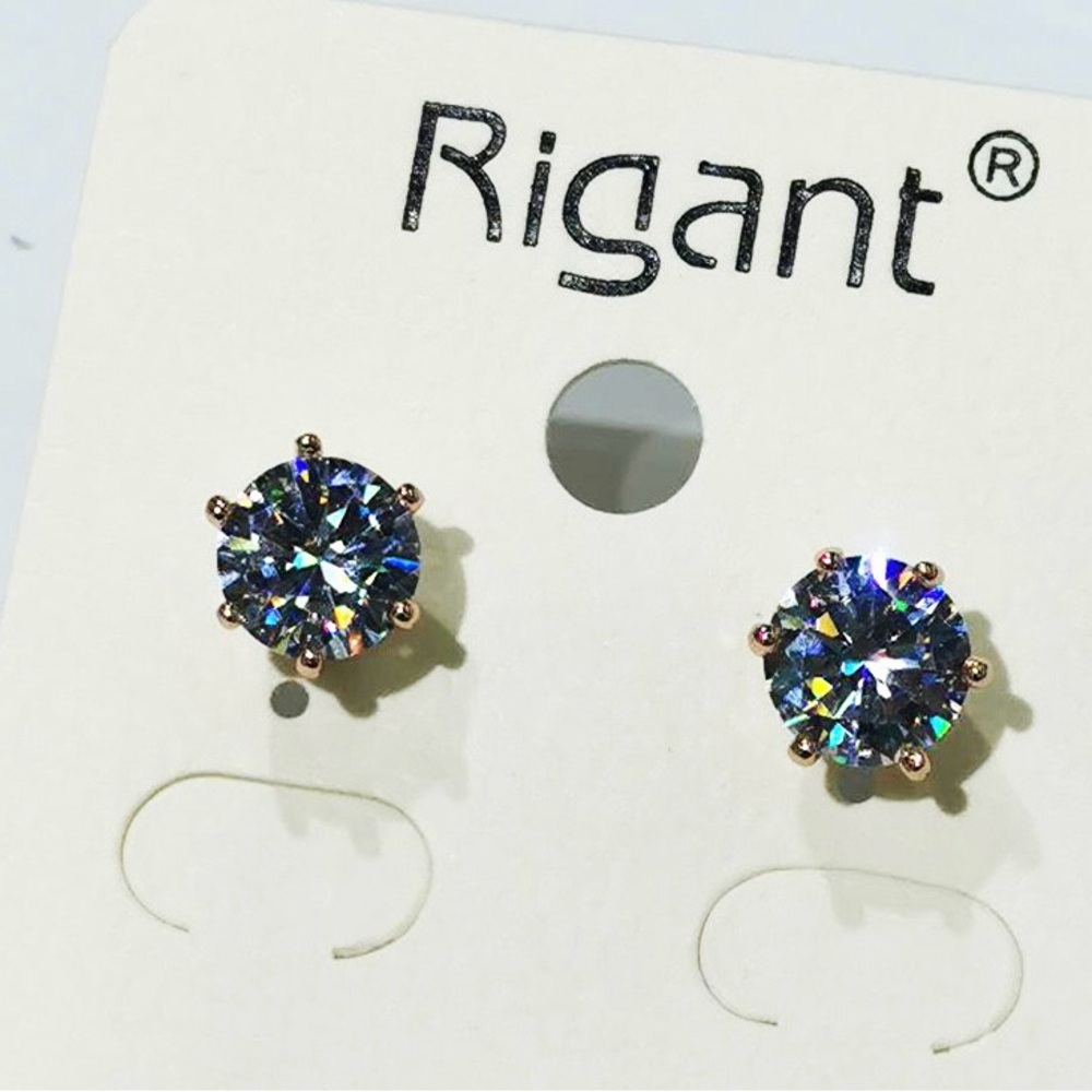 Gant Silver Stud Earrings